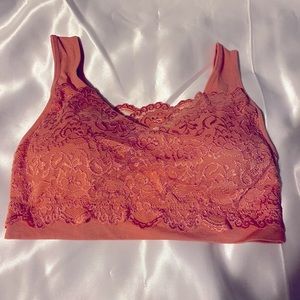 Zenana Outfitters Bralett